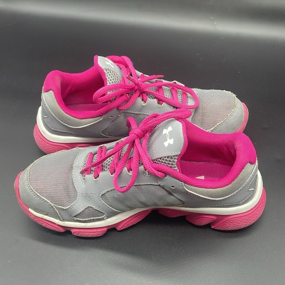 WOMEN'S Under Armour Gray Pink Running ATHLETIC Shoes - Picture 2 of 6